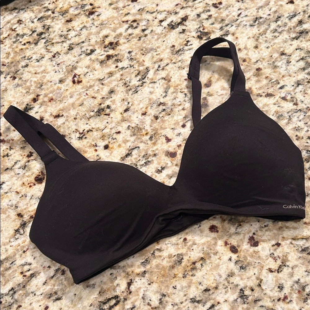 Calvin Klein soft pull on / no wire / light padded Bra